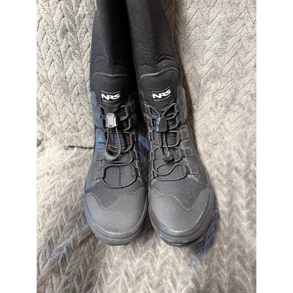 NRS Boundary Boots 7 Black Excellent Waterproof Neoprene Paddling 30035.02